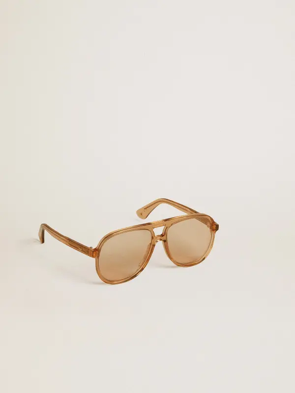 Aviator style sunglasses with honey-colored frame and lenses online