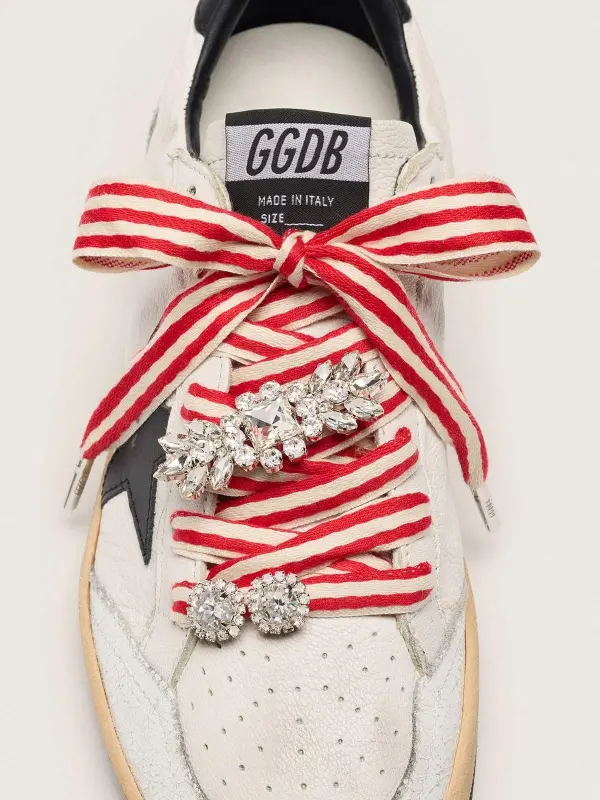Skin "Playful" red and beige striped laces with two appliqué charms online