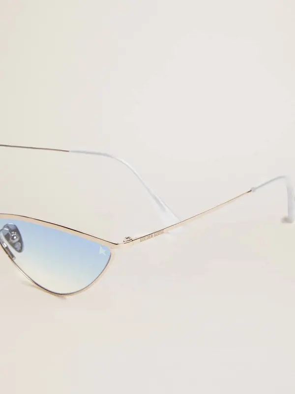 Sunglasses cat-eye style with silver frame and blue lenses online