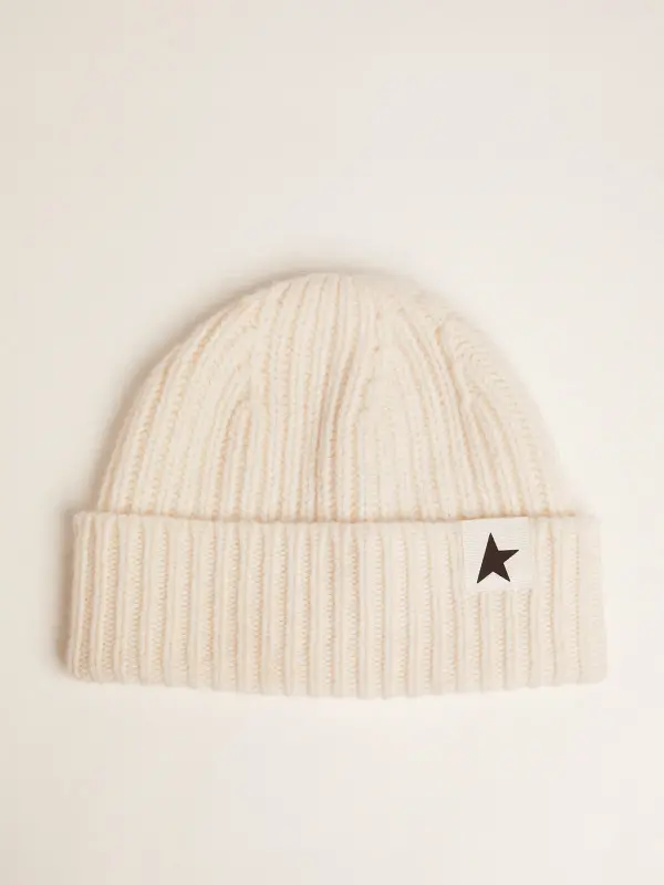 White wool beanie with black star online