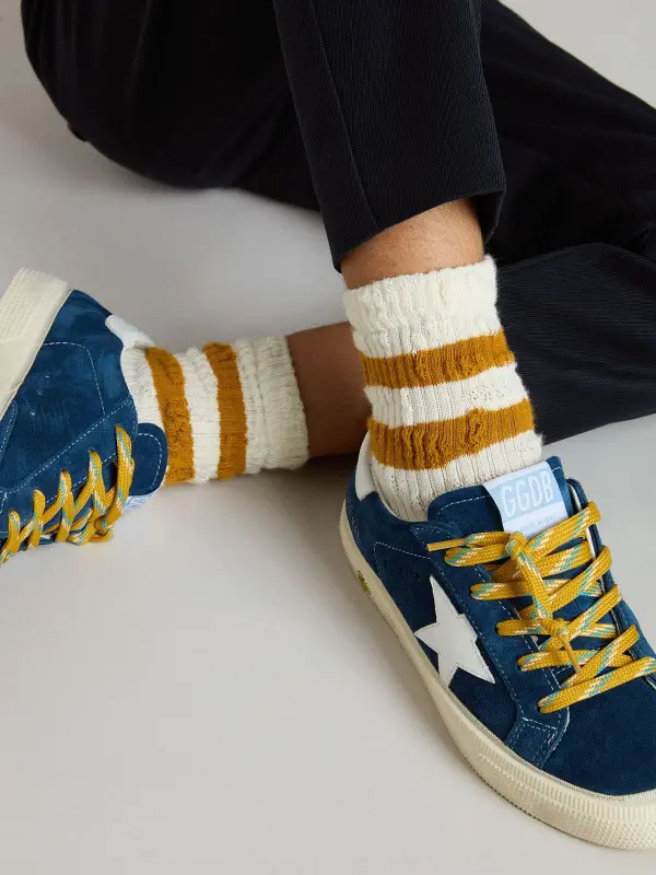 Kid’s white socks with tobacco-colored stripes online