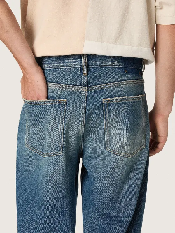 Blue medium wash loose jeans online