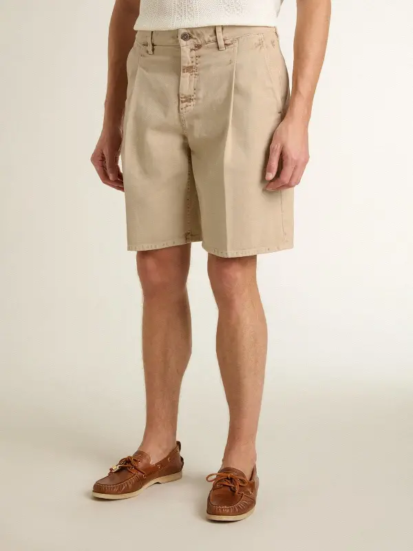 Men’s Bermuda shorts in beige denim with a lived-in look finish online