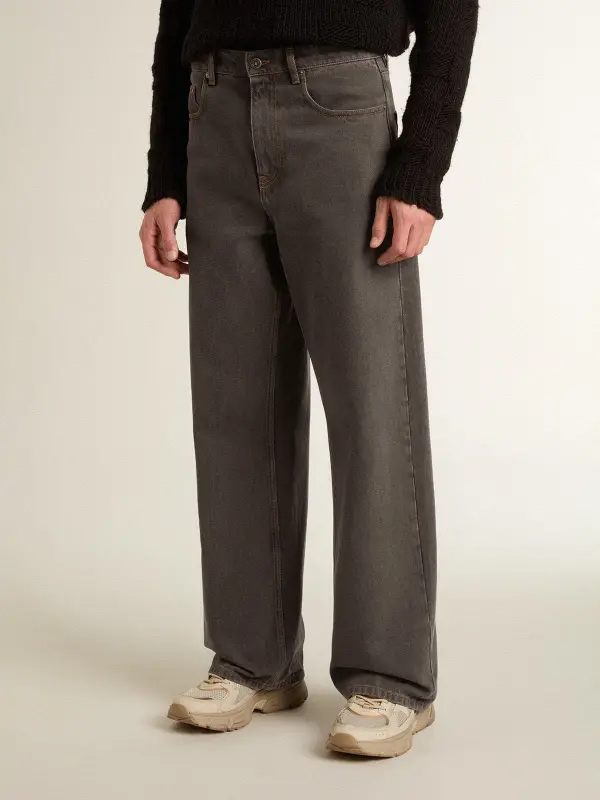 Men’s dark gray jeans in twist crease-wash denim online
