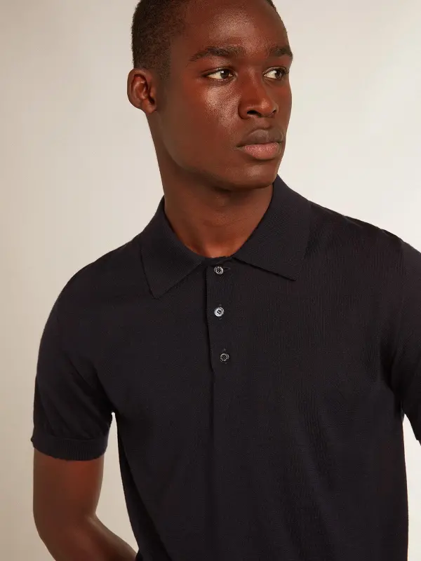 Men’s short-sleeved polo shirt in navy-blue merino wool online