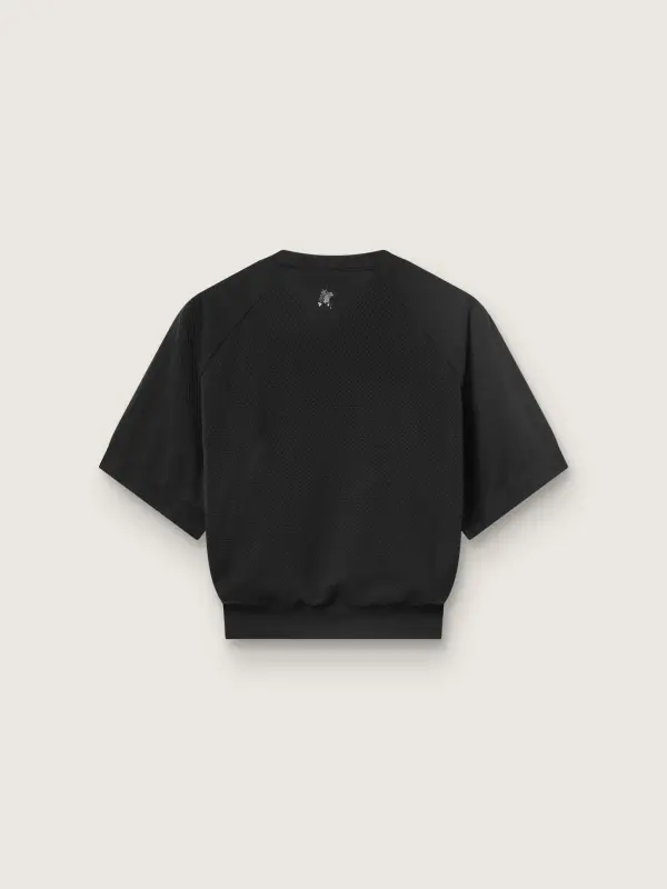 Women’s black cropped sports T-shirt online