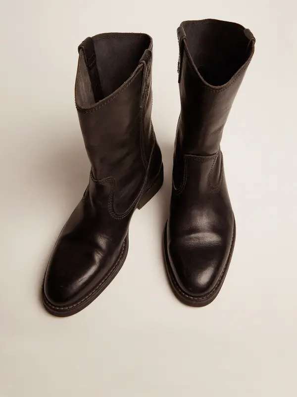 Biker boots in black leather online
