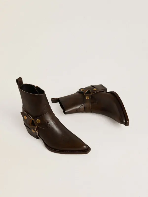 Low Debbie boots in dark brown leather with removable buckle online