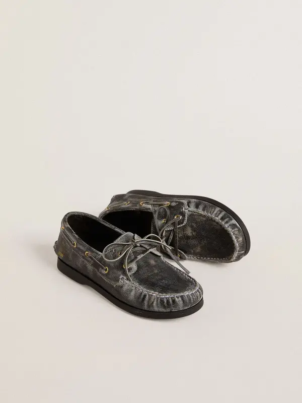Young Cruise loafer in black distressed leather online