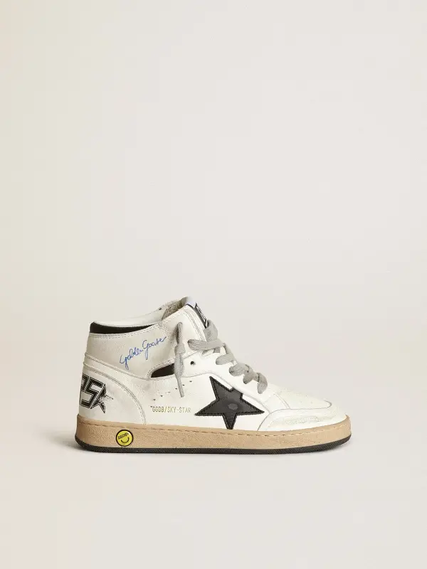 Young Sky-Star in white nappa with black star and heel tab online