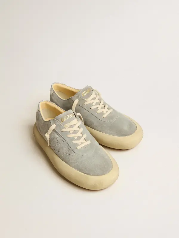 Men’s Space-Star shoes in ice-gray suede with perforated star online