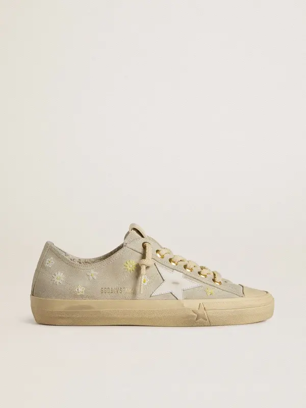 Women’s V-Star in ice-gray suede with white leather star and floral embroidery online